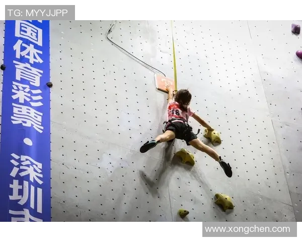 攀岩联赛特别报道：深圳飞盘队的成长故事